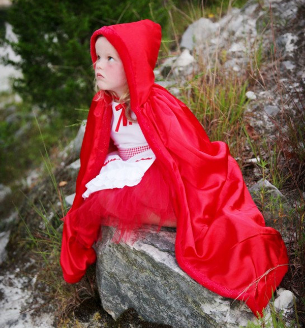 Disfraz casero de Caperucita Roja - Pequeocio