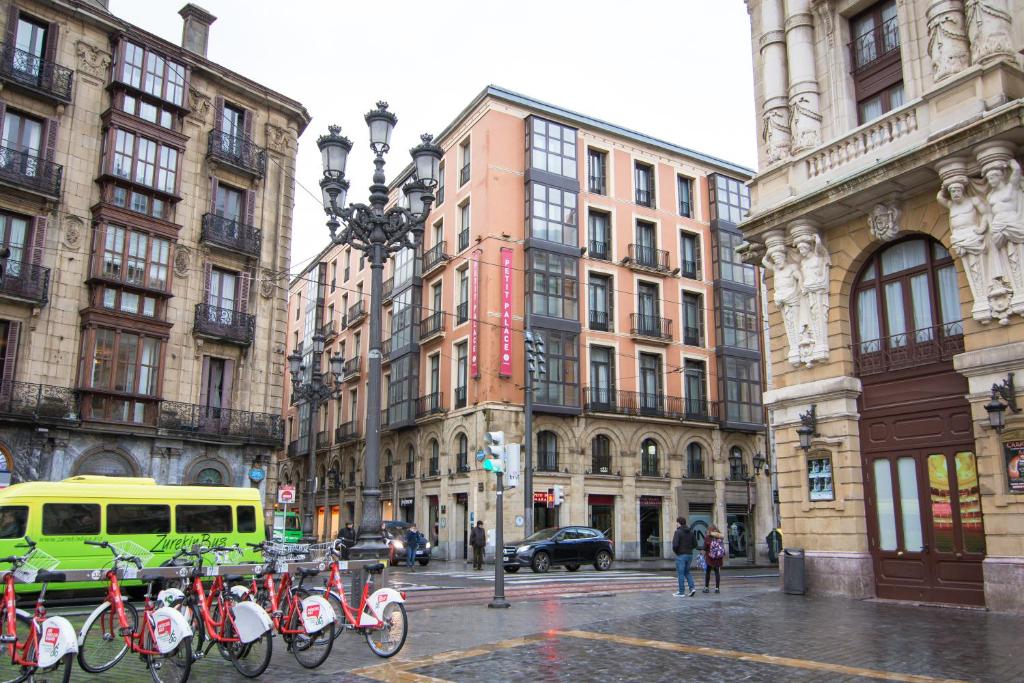 Hoteles Familiares En Bilbao