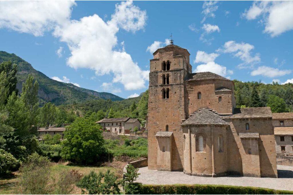 Excursiones Familiares En Los Pirineos Aragoneses