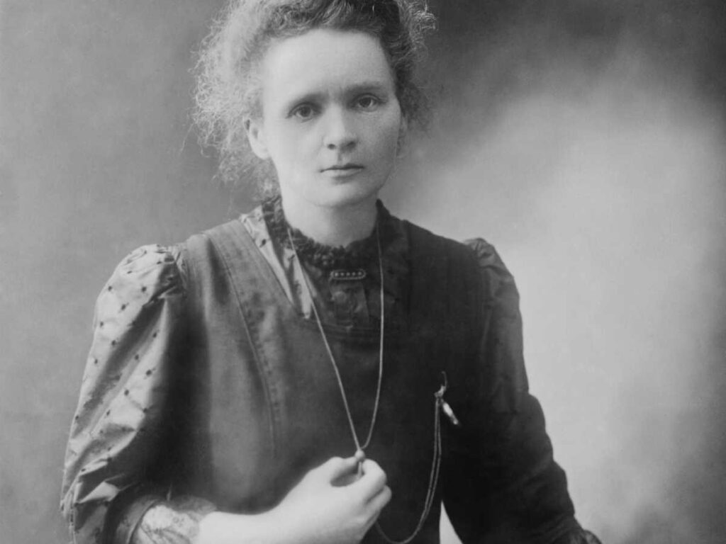 Marie Curie Y La Radioactividad