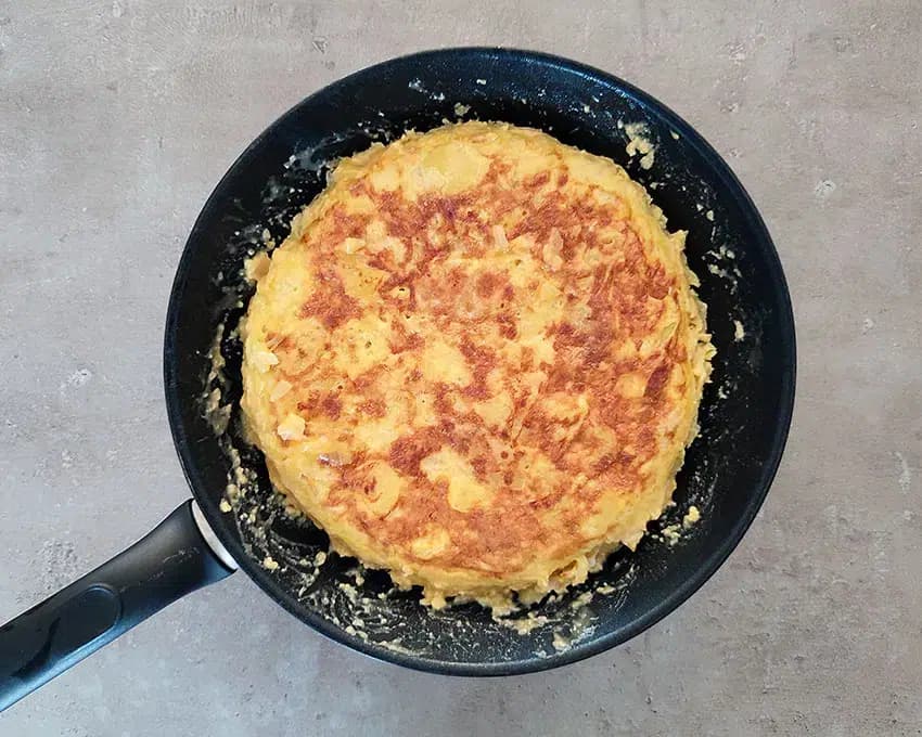 Como Dar La Vuelta A La Tortilla De Patatas