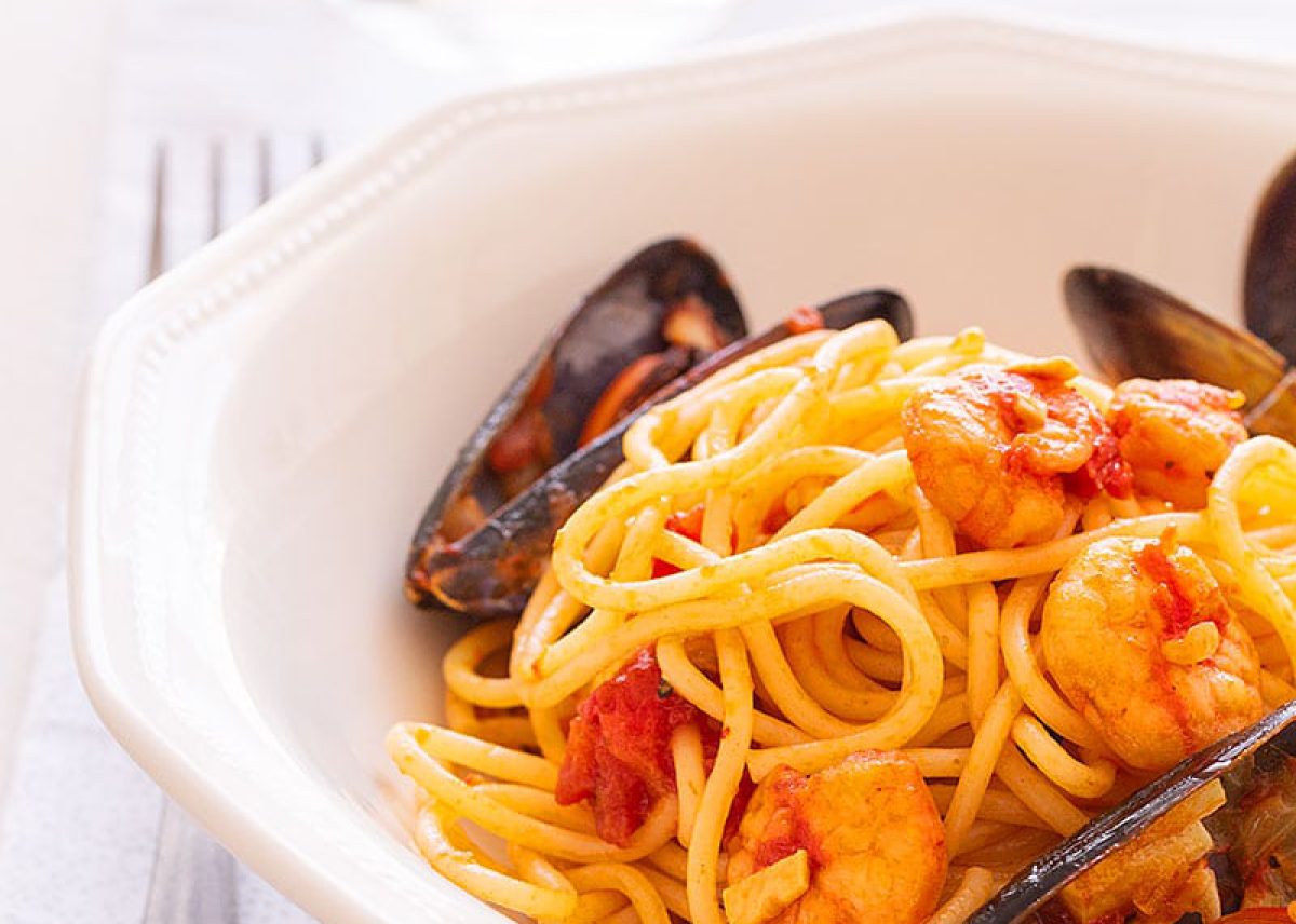 Espaguetis a la marinera (spaghetti frutti di mare)
