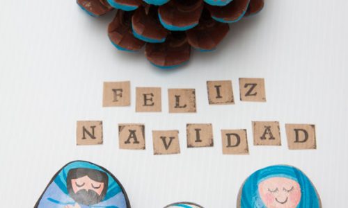 belén de navidad de piedras pintadas